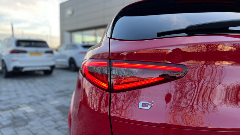 Alfa Romeo Stelvio 2.9 V6 BiTurbo 510 Quadrifoglio 5dr Auto Petrol Estate